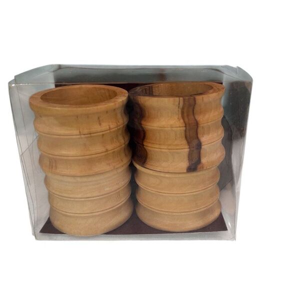 NIB Artisans World Marketplace Carved Wooden Napkin Rings OS Tan Set Of 4 - Picture 1 of 6